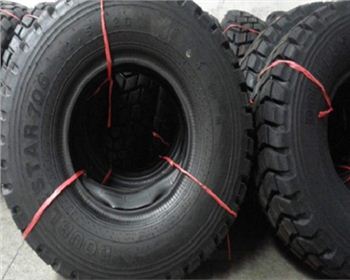 西安12.5R20軍用輪胎